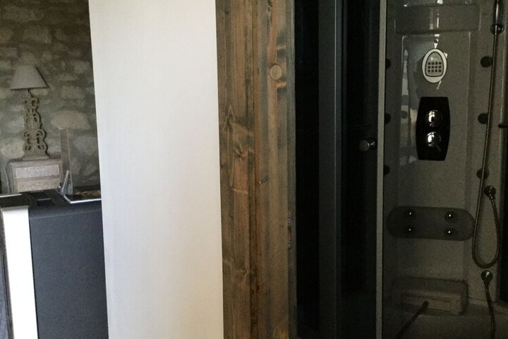 Room 120 of 155