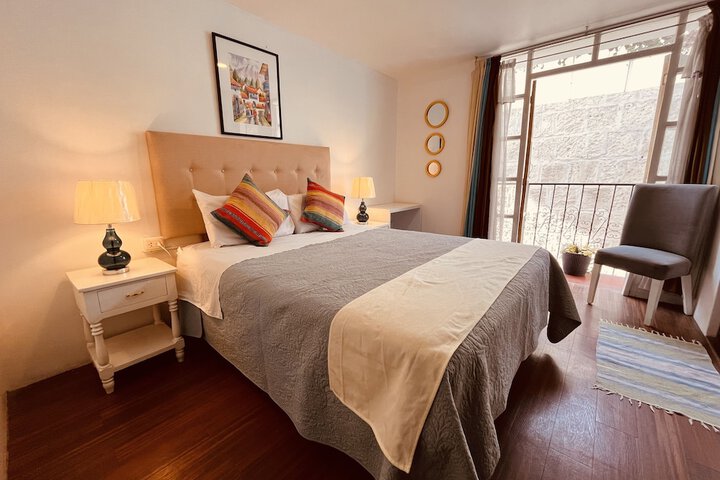Room 3 of 28