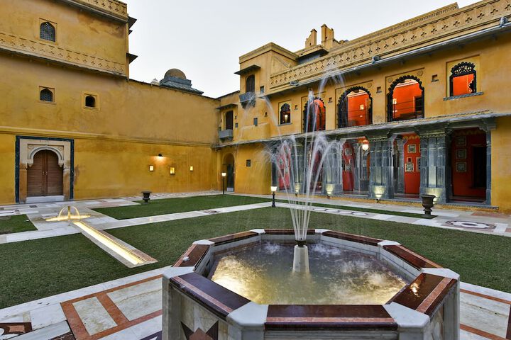 Hotel Exterior 63 of 80