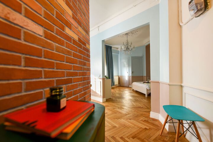 Room 36 of 62