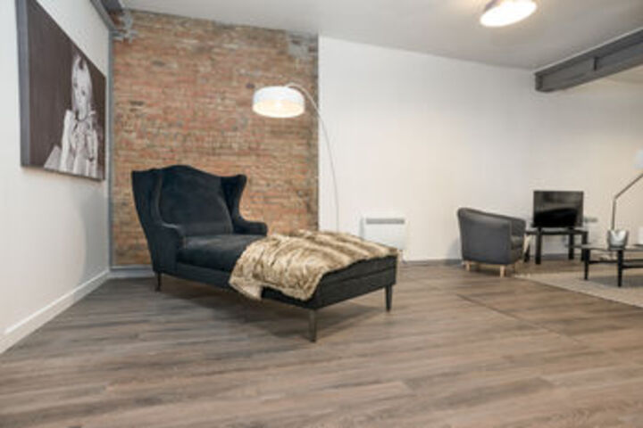 Room 15 of 15