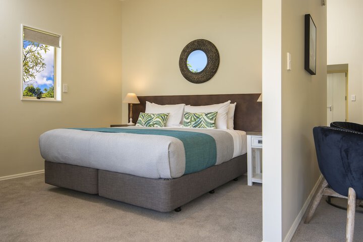 Room 5 of 34