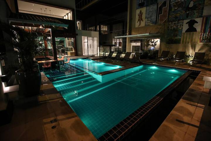 Pool 37 of 60