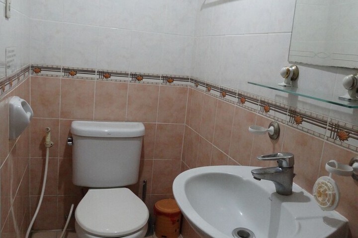 Room 20 of 28