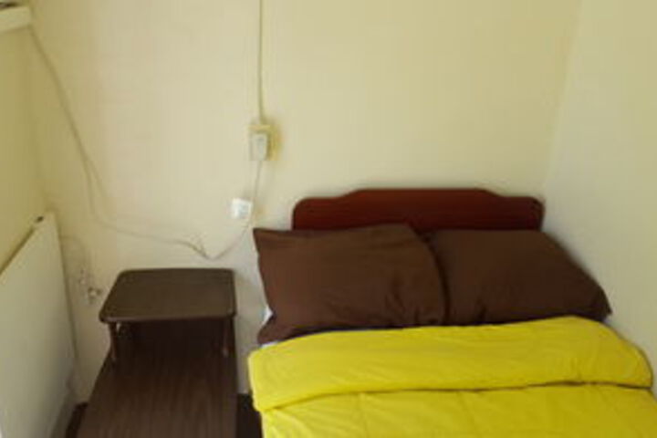 Room 20 of 34