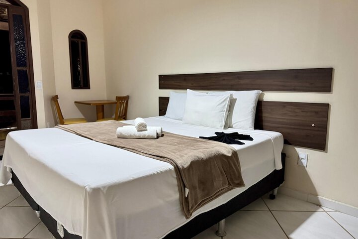 Room 10 of 41