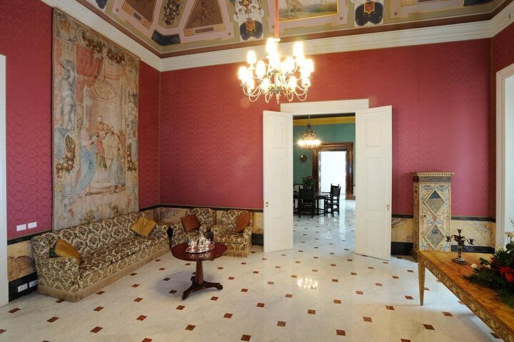 PALAZZO MONTEVAGO