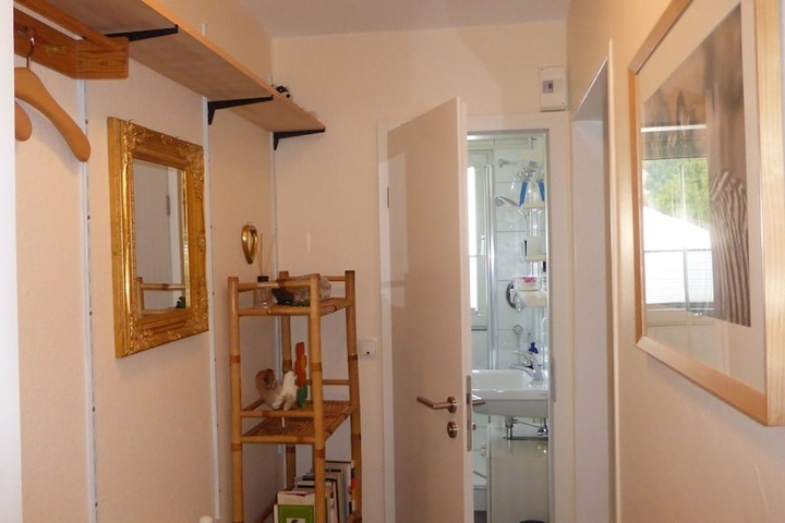 Room 8 of 14
