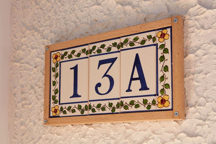 Room 75 of 137