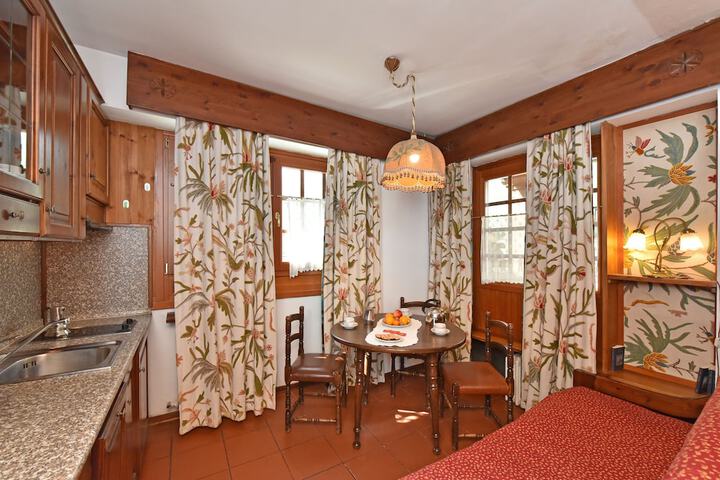 Room 25 of 45