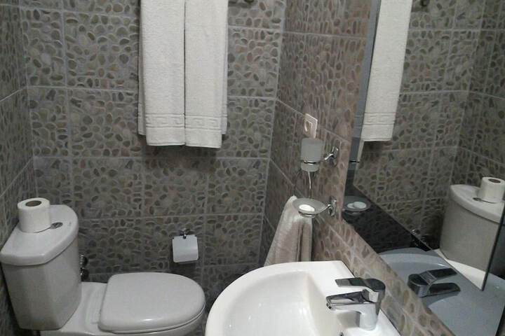 Room 20 of 33