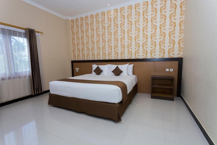 Room 12 of 67