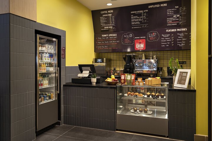 Snack bar