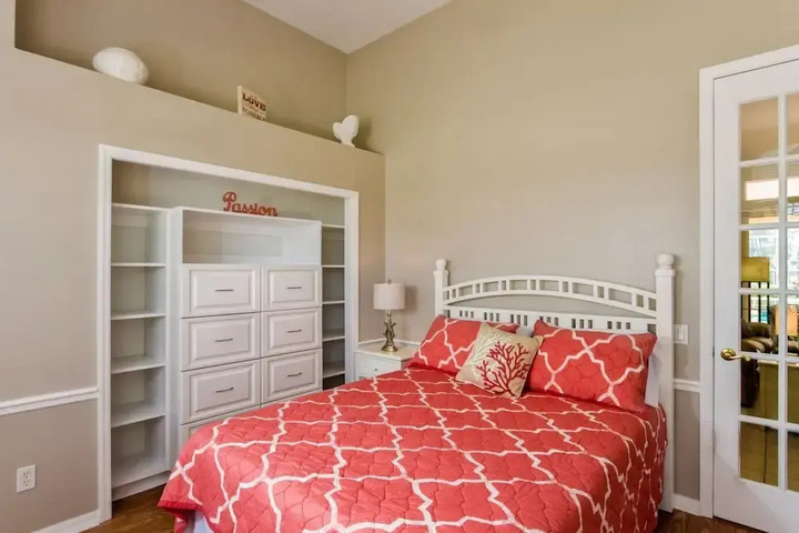 Room 3 of 15