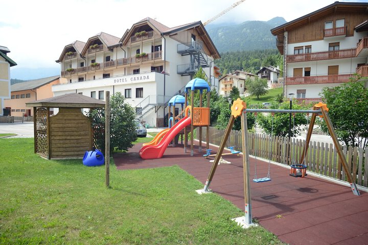Children's play area - outdoor