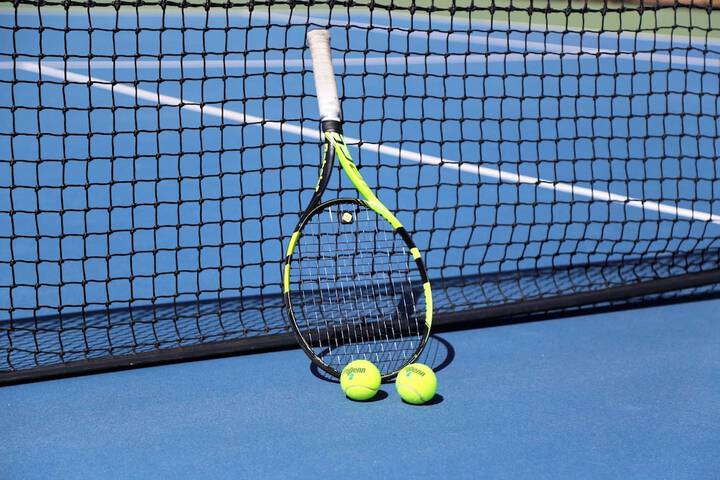 Tennis court