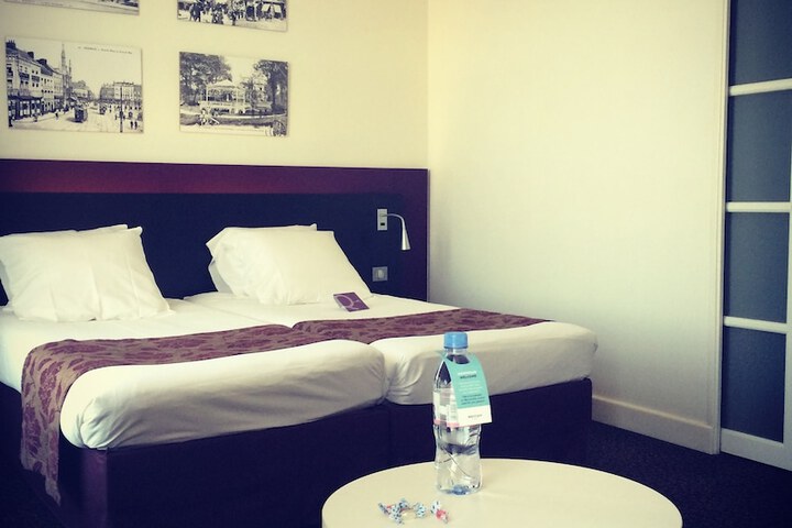Room 13 of 81
