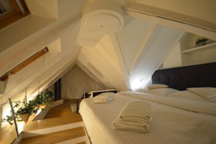 Room 19 of 20