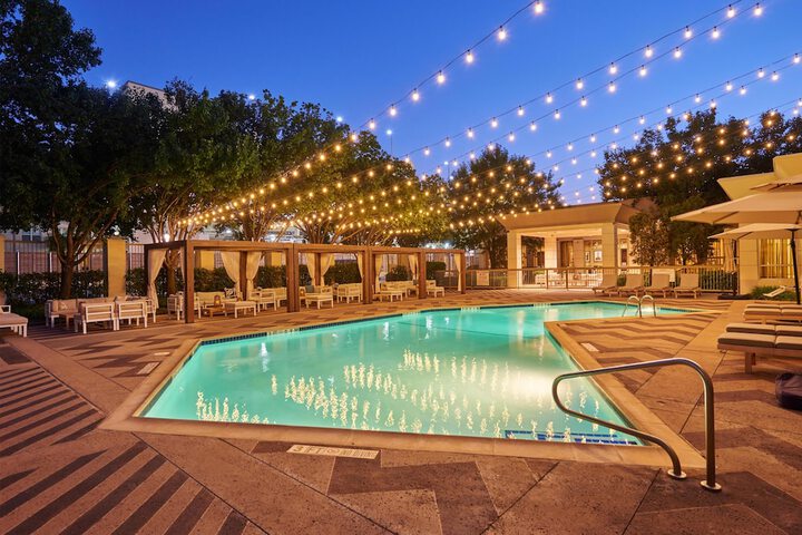 Pools & Facilities