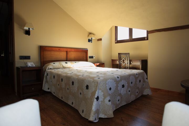 Room 8 of 55