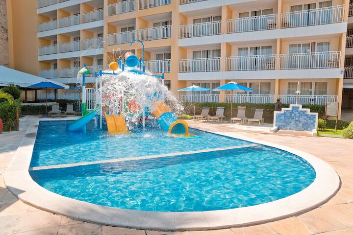 Pool Hotel