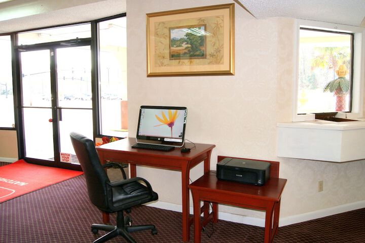 Hotel Interior 7 of 38