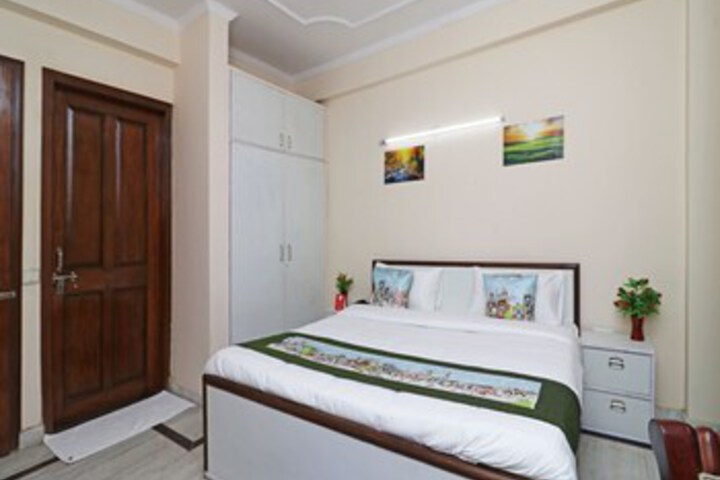 Room 20 of 24