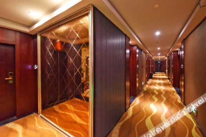 Hotel Interior 11 of 14