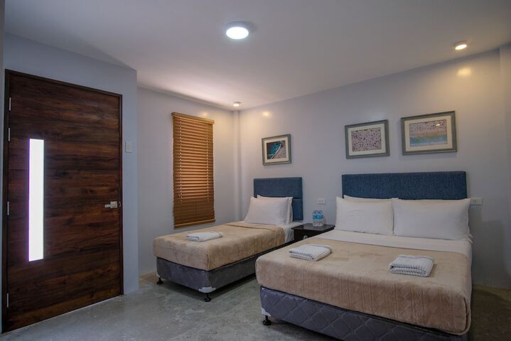 Room 2 of 54
