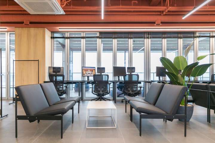 Business Center 128 of 131