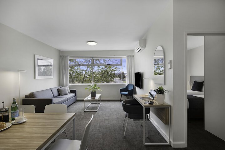 Room 21 of 40