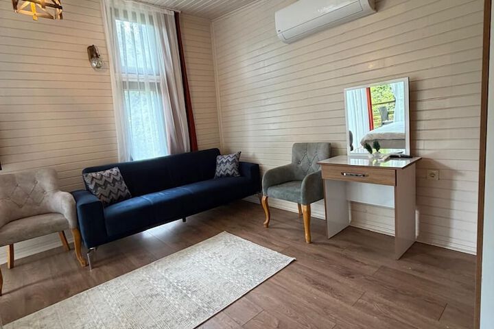 Room 35 of 52