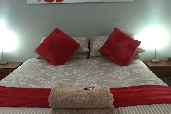 Room 19 of 38