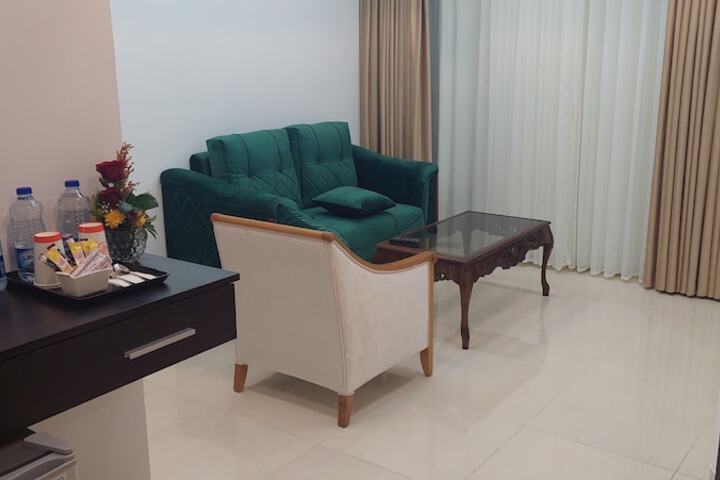 Room 14 of 61