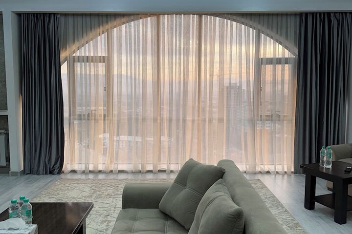 Room 28 of 68
