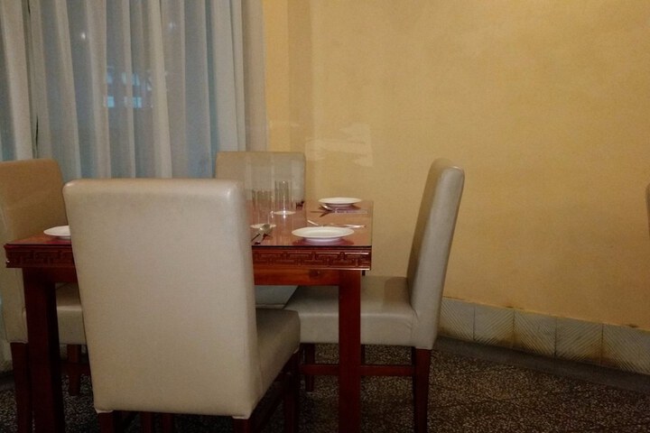 Dining Photos