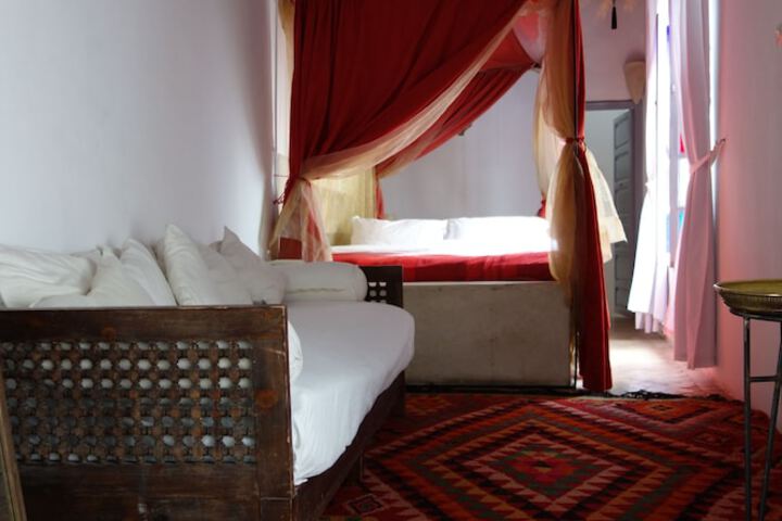 Room 26 of 189