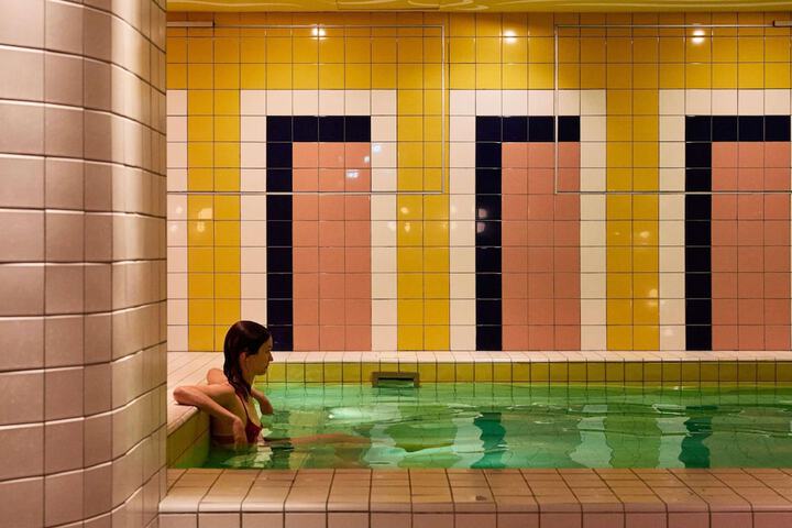 Pool 58 of 187