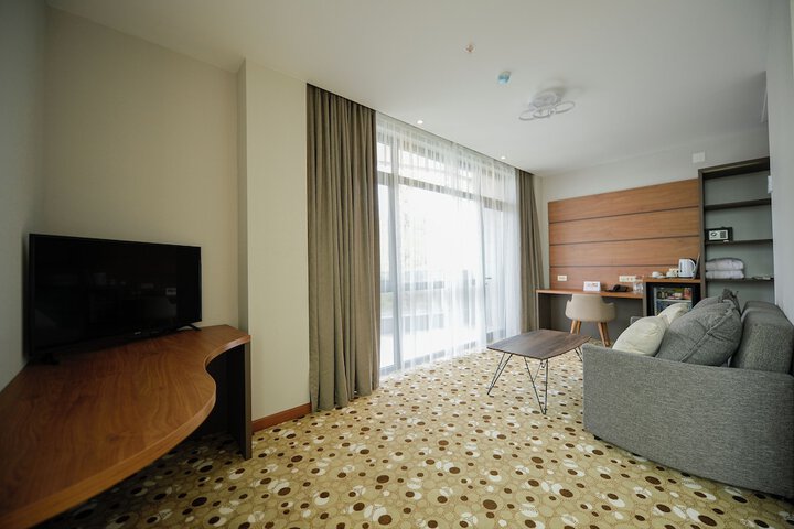 Room 18 of 47