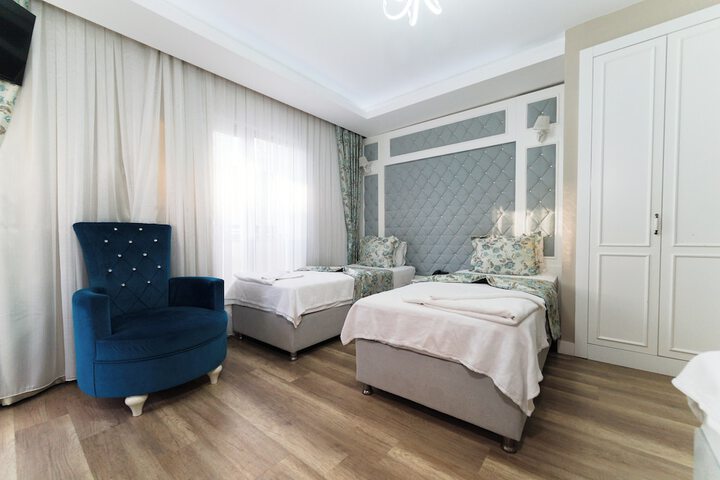 Room 92 of 131