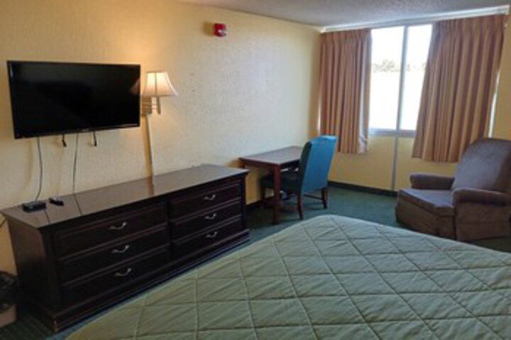 Room 43 of 144