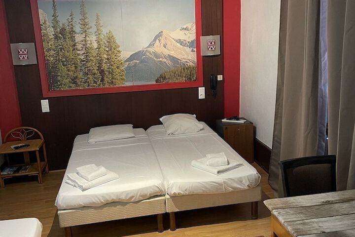 Room 29 of 47