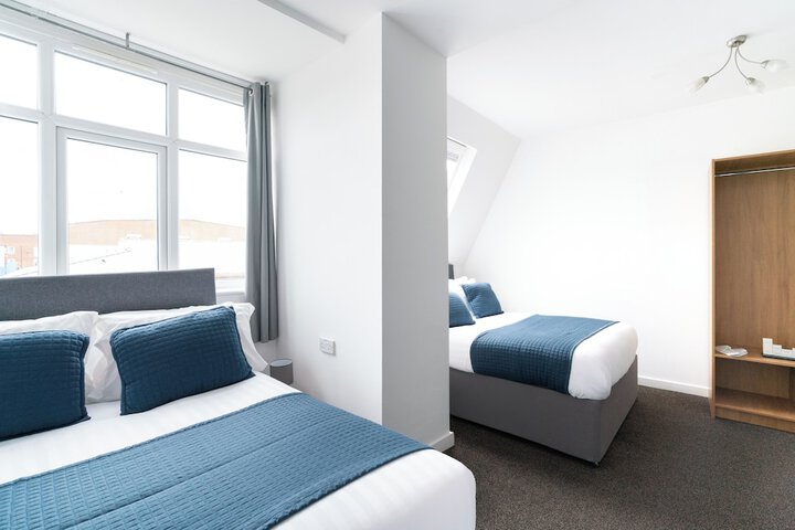 Room 15 of 51