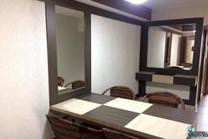 Room 11 of 21