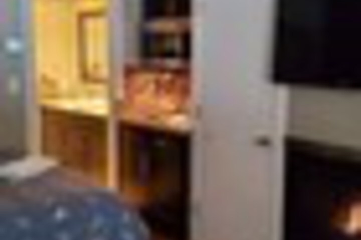 Room 161 of 828