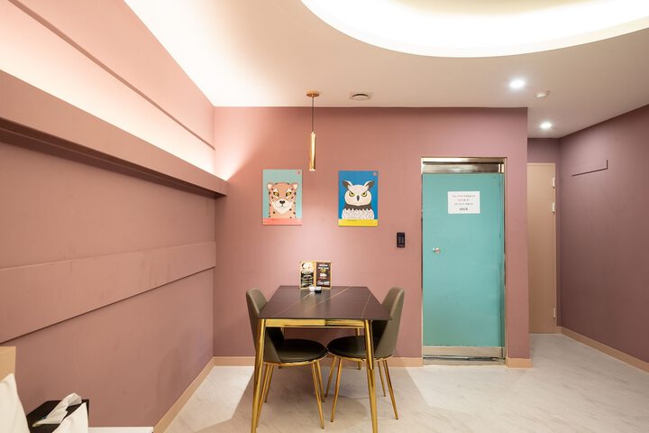 Room 15 of 57
