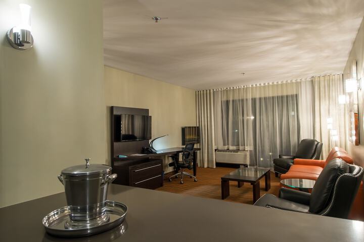 Room 36 of 79