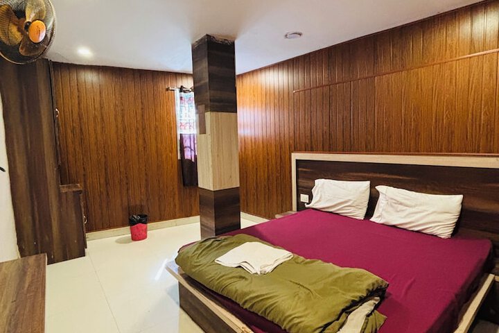 Hotel tuk tuk palace