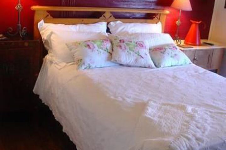 Room 9 of 23