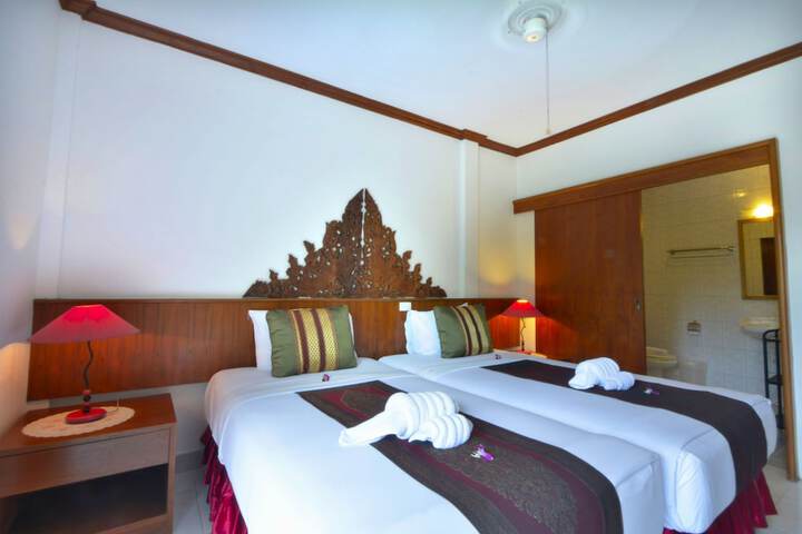 Room 16 of 70